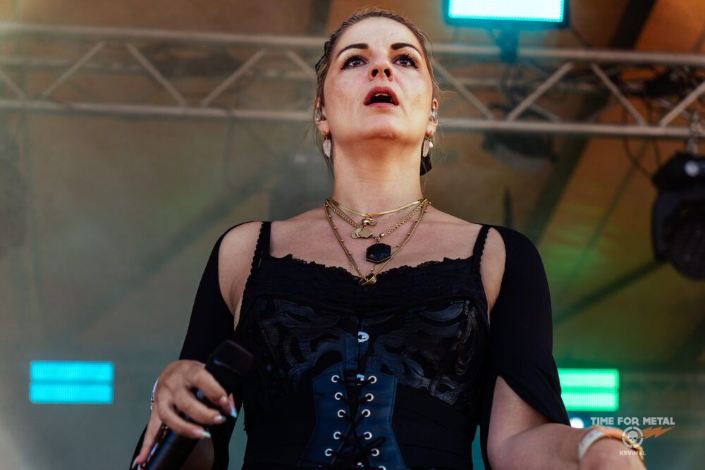 Konzertfoto von Snow White Blood - Field Invasion 2026