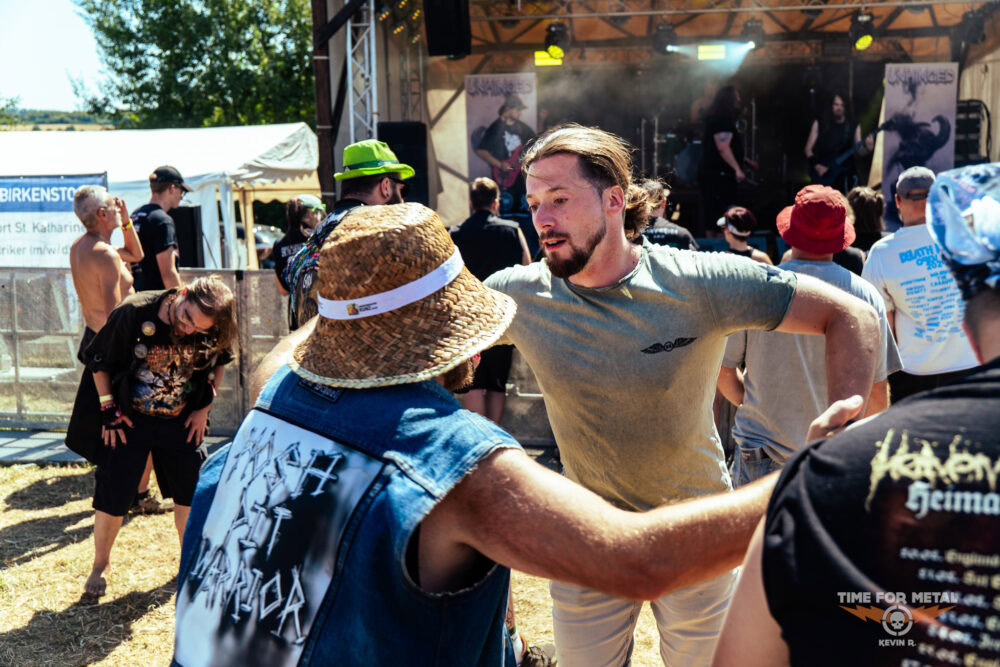 Konzertfoto von Unhinged - Field Invasion 2026