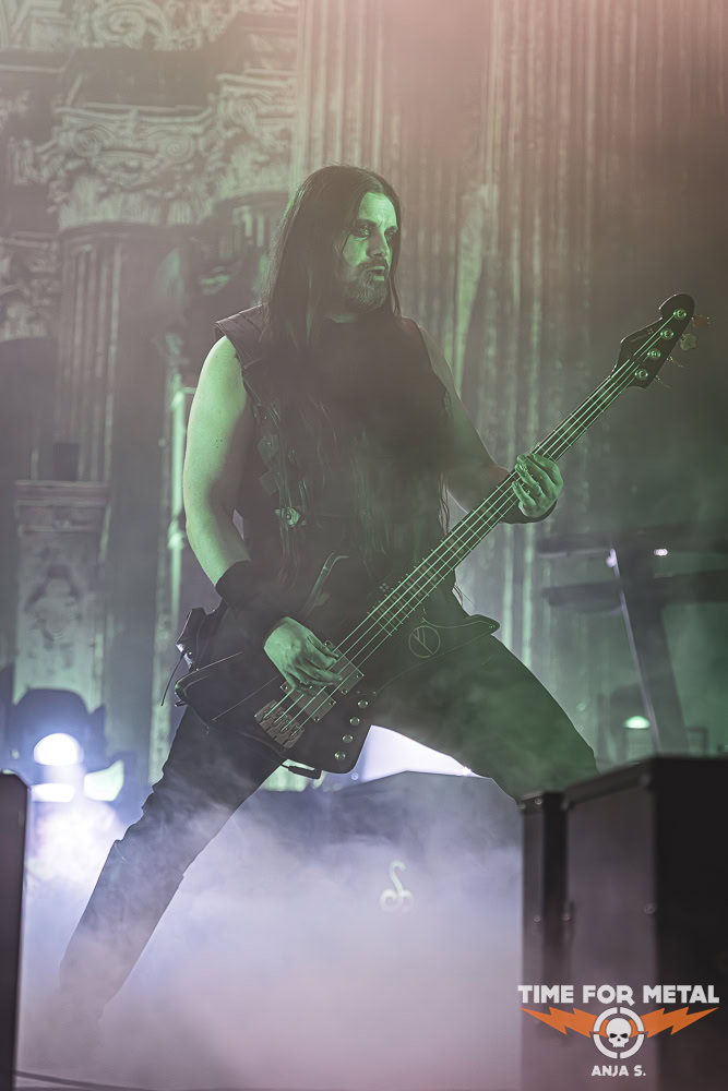Dimmu Borgir