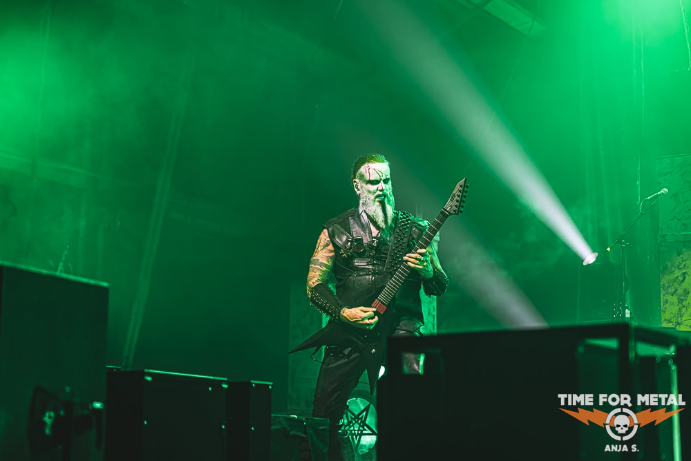 Dimmu Borgir