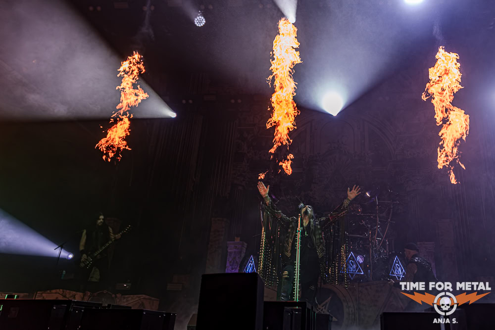 Dimmu Borgir