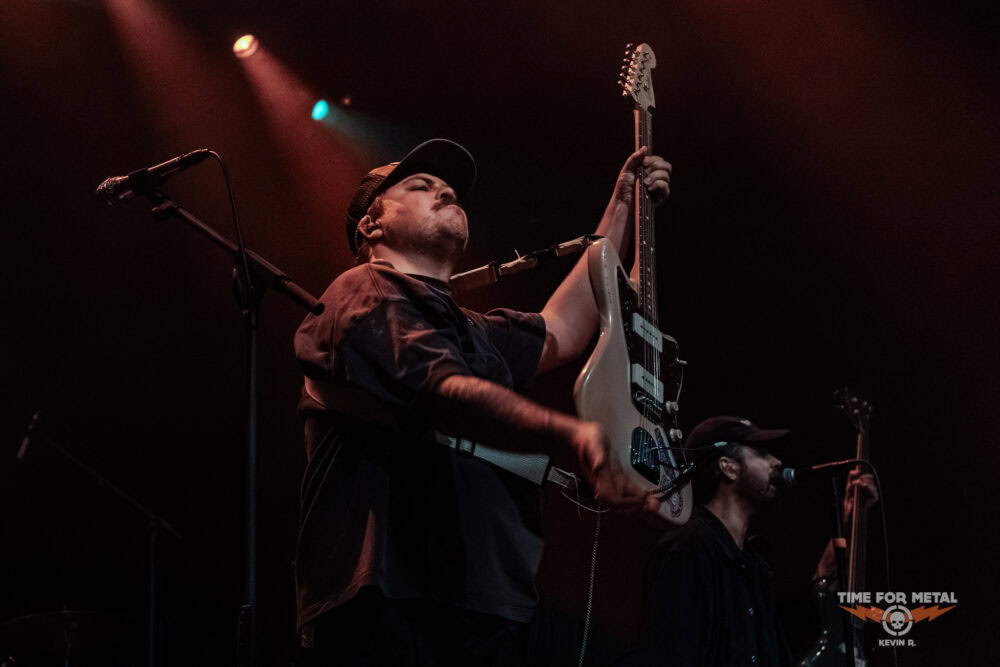 Konzertfoto von Oversize - Europe / UK Flowers Tour 2026