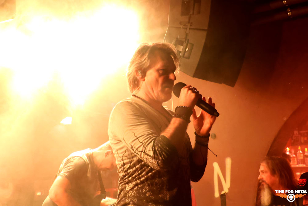 Sacrosanct - Bambi Galore Hamburg - 2026